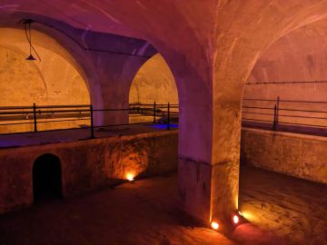 Tickets für 16h 60 Minuten Unterwelten mit Wasserschlösschen am 27.09.2026 - Karten kaufen